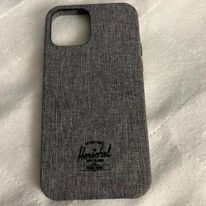 Herschel Classic iPhone 12/12 Pro Case - Raven Crosshatch
